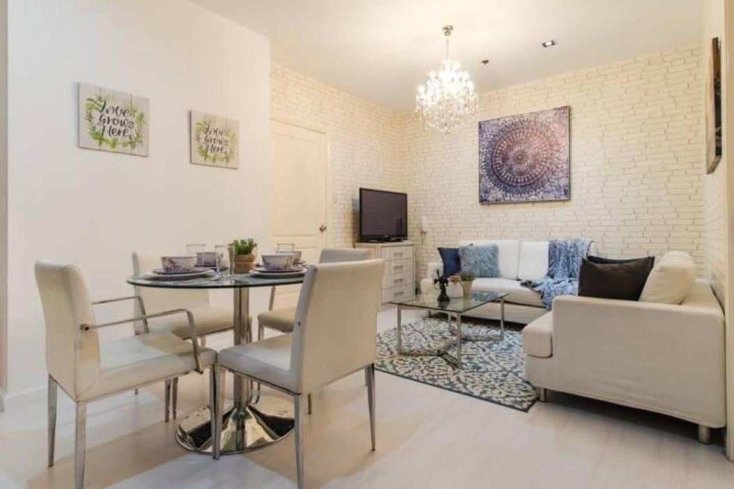 The Gramercy Residences Manila Esterno foto